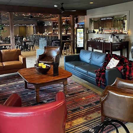 Mountain View Lodge Clifford Luaran gambar