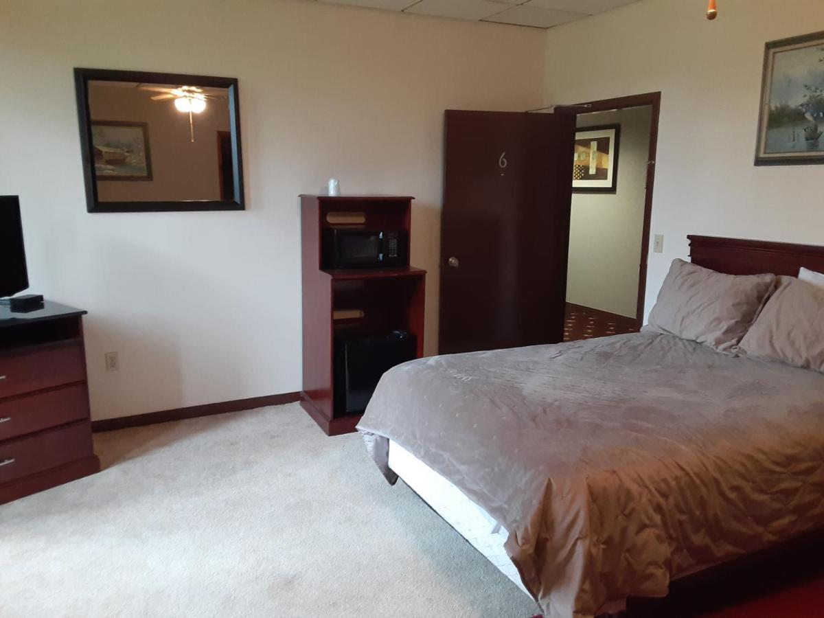 Mountain View Lodge Clifford Luaran gambar